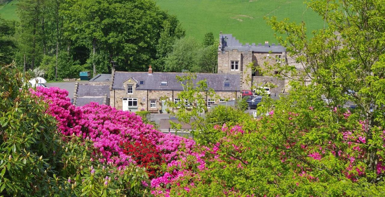 Blenkinsopp Castle Inn Greenhead Dış mekan fotoğraf